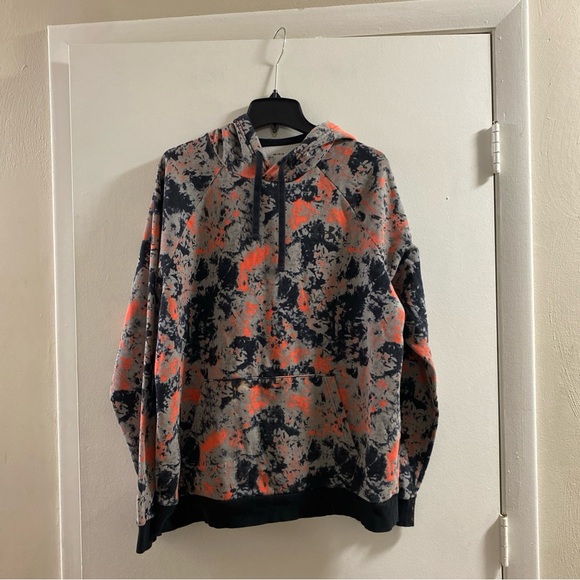 Under Armour Other - Under Armour Black and Orange Sz‎ L Hoodie